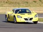Vauxhall VX220 2000 года
